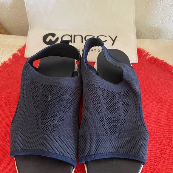 Nanccy Women’s Comfortable Blue Sandals - Picture 7 of 12